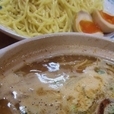 とんこつ醤油魚介入つけ麺 650円