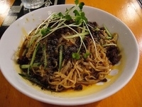 「凉担々麺（冷し黒ごま担々麺）（大盛り）」@紅虎餃子房 アルカード武蔵中原店の写真