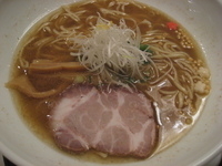 「ラーメン（あっさり）（750円）」@らーめんと甘味処 九月堂の写真