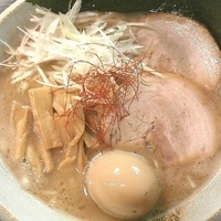 「特製豚そば（中太麺）¥950」@まるぶし とんやの写真