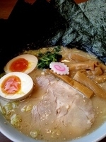 「げんこつよくばりらーめん（中盛）」@めんや焔の写真