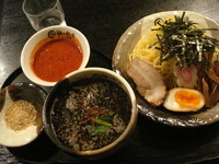 「バリ黒つけ麺（正油+焦がしニンニク油）」@ら〜麺の創造 つけ麺岡崎の写真