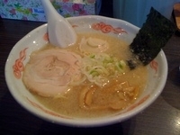 「ラーメン味玉半ライス」@らーめん 福たけ 桜木本店の写真