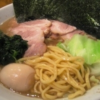 「中盛フルのせラーメン 1050円」@そう家の写真