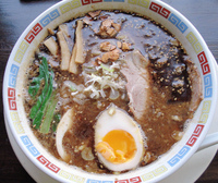 「超進化系醤油ラーメン」@らぁめん酒房 手打ちラーメン まるめしあんの写真