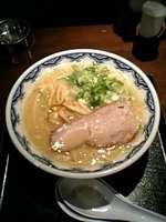 「博多ラーメン」@博多麺房 赤のれん 丸ビル店の写真