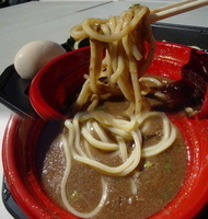 「無鉄砲 つけ麺 無心  豚骨つけ麺 800円 + 味玉 100円」@大つけ麺博 2009の写真