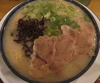 「味玉らーめん+替玉、餃子、ごはん」@博多ラーメン しばらく 町屋店の写真
