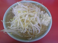 「ラーメン（小）野菜・アブラ」@ドン-キタモトの写真