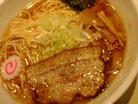 「醤油ラーメン 中盛」@ZERO 1の写真