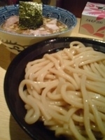 「つけめん+半チャーシュー+味玉」@くり山の写真