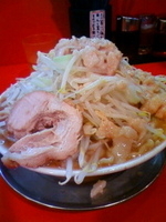 「ラーメン（ヤサイ、ニンニク、アブラダブル）」@ジャンクガレッジ 東大宮店の写真