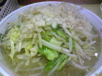 「普通盛 小（ヤサイ、アブラ）」@ラーメン二郎 品川店の写真