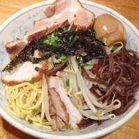 「塩豚骨油そば+味玉」@パワー軒の写真