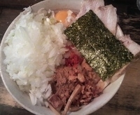 「まぜそば（並盛）+半肉増し+玉ねぎ+チーズ」@狼煙 〜NOROSHI〜の写真