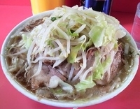 「ぶた入りラーメン（ヤサイマシマシ・アブラ・ニンニク）」@ラーメン二郎 三田本店の写真