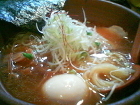 「醤油ラーメン+味玉/クーポン（￥680+サービス）」@麺酒場 でめきんの写真