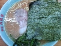 「ラーメン（650円）」@六角家 六角橋本店の写真