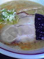 「とんこつ醤油」@らー麺 つるやの写真