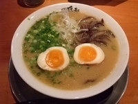 「醤油とんこつ」@勝龍軒 市ヶ谷店の写真