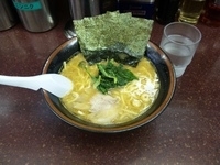 「500円ラーメン（太い麺）」@せい家 五反野店の写真