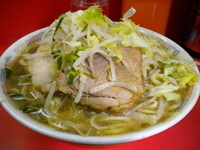 「小ラーメン 600円（ヤサイ・ニンニク・カラメ）」@ラーメン二郎 三田本店の写真