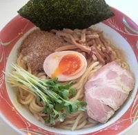 「まぜそば+餃子」@あぢとみ食堂の写真