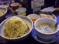 「粟国の塩つけそば 大盛り くん玉」@中華そば 多賀野の写真