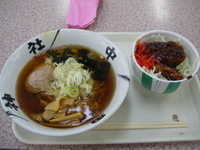 「ラーメン味噌カツセット」@磐梯山SA（下り）スナックコーナーの写真