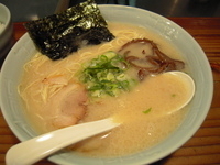 「ラーメン+中めし」@博多濃麻呂 二子玉川店の写真