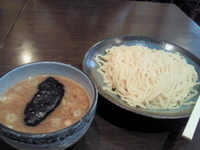 「つけそば、中盛750円」@つけそば 麺彩房 五反田店の写真