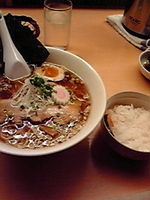 「平日夜限定 香味らあめん」@らあめん工房 まんぼぉの写真