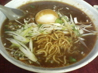 「カレー麺（麺多め）+サービス半ライス」@二代目めん家 味味の写真
