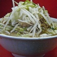 「ラーメン（野菜・ニンニク￥600）」@ラーメン二郎 三田本店の写真