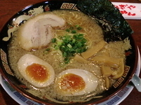 「【期間限定】東京とんこつラーメン￥630」@おおぎやラーメン 太田新井町店の写真