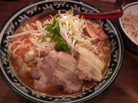 「辛味噌そば（並）+半チャーシュー+まかないごはん」@濃・淡つけ麺 三四郎の写真