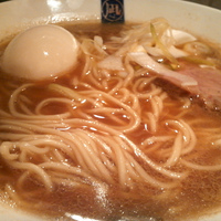 「特級煮干そば ￥750 + サービス半ライス + 携帯味玉クーポ」@特級煮干そば 凪 西新宿店の写真