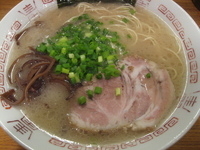 「ラーメン+替え玉（600+120円）」@博多長浜らーめん いっきの写真