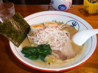 「魚介豚骨まる特ラーメン（840円）」@麺や まる克の写真