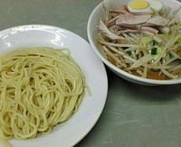 「野菜つけ麺（ゴマ） 790円」@吉泉の写真