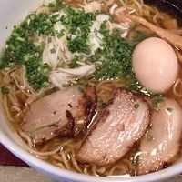 「塩ラーメン + 味卵」@虎の食卓の写真