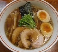 「味玉醤油らぁ麺、チャーシュ丼」@BUZZの写真