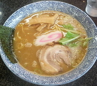 「中華そば（680円）」@縁者の写真