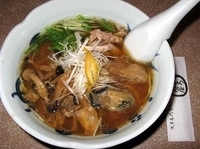 「牡蛎らーめん 900円」@与ろゐ屋の写真