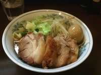「らーめん（豚増し・味付玉子）」@らーめん陸の写真