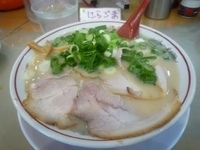 「チャーシューメン（750円）（麺かため）（ネギ多目）」@中華そば 高安の写真