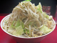 「ラーメン（大）（ヤサイ増しニンニク少なめ）@780」@千里眼の写真