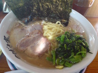 「ラーメン（普通・濃いめ・多め）」@横浜家系ラーメン つばさ家 立川店の写真