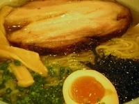 「バラそば【期間限定】+中盛り￥880+￥70」@めんや 福助の写真