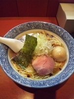 「香味鶏だしらーめん:650円+味玉:100円」@麺処 ほん田の写真